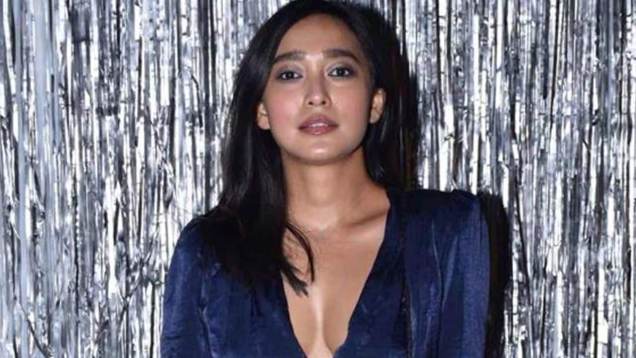 sayani gupta milind soman