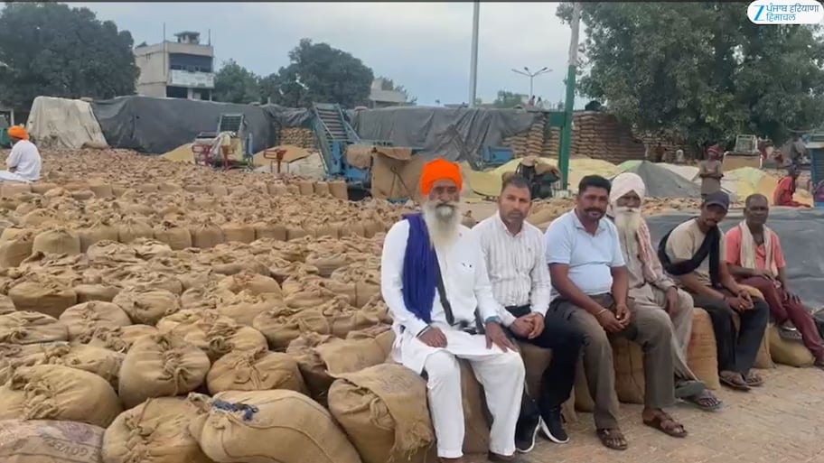 ਪੰਜਾਬ ਵਿੱਚ ਬੇਮੌਸਮੀ ਬਰਸਾਤ ਕਾਰਨ ਝੋਨੇ ਦੀ ਵਾਢੀ ਅਤੇ ਖਰੀਦ ਪ੍ਰਕਿਰਿਆ ਨੂੰ ਪ੍ਰਭਾਵਿਤ