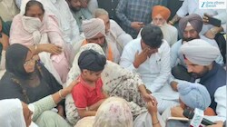 ਅਮਰਿੰਦਰ ਸਿੰਘ ਰਾਜਾ ਵੜਿੰਗ ਨੇ ਪਰਵਿੰਦਰ ਸਿੰਘ ਝੋਟੇ ਦੇ ਪਰਿਵਾਰ ਨਾਲ ਕੀਤਾ ਦੁੱਖ ਸਾਂਝਾ