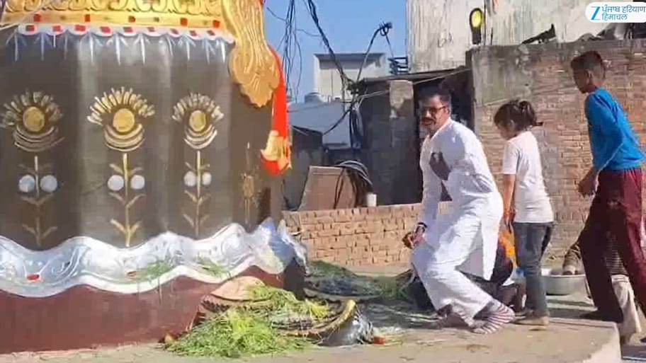 ਦੁਸਹਿਰੇ ’ਤੇ ਰਾਵਣ ਦਾ ਦਹਿਨ ਨਹੀਂ, ਹੁੰਦੀ ਹੈ ਪੂਜਾ! ਪੰਜਾਬ ਦੇ ਇਸ ਪਿੰਡ ’ਚ 9 ਪੁਸ਼ਤਾਂ ਤੋਂ ਨਿਭਾਈ ਜਾ ਰਹੀ ਅਨੋਖੀ ਪਰੰਪਰਾ